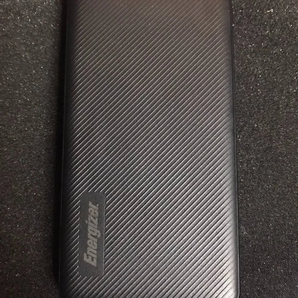 Energizer - MAX 10,000mAh Ultra-Slim High Speed Universal Portable Charger for A